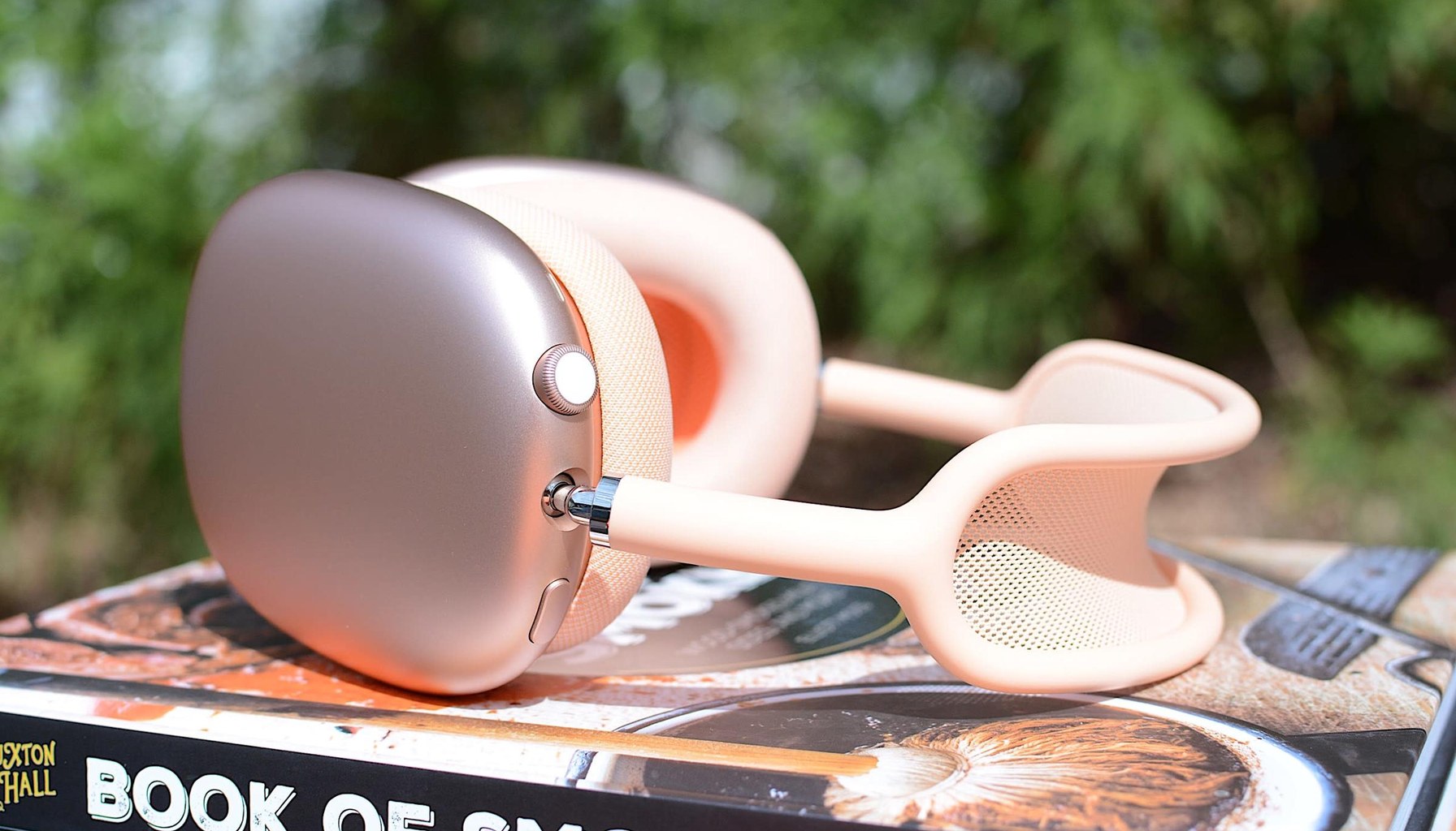 Engadget review recap: ASUS ZenBook A16, AirPods Max 2, Sonos Play and LG Sound Suite