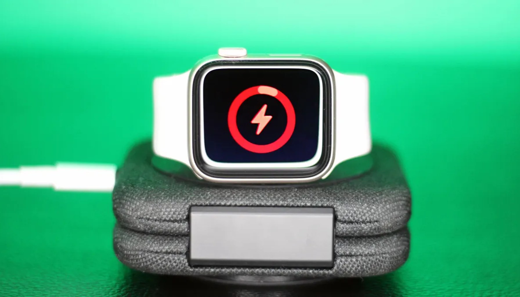 Apple Watch Battery Charging SE 3