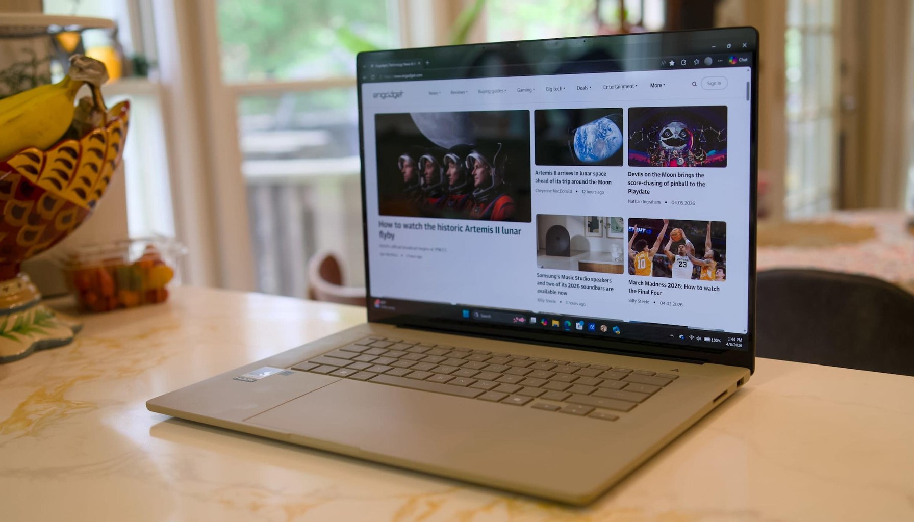 ASUS ZenBook A16 review: A surprisingly light and powerful 16-inch ultraportable