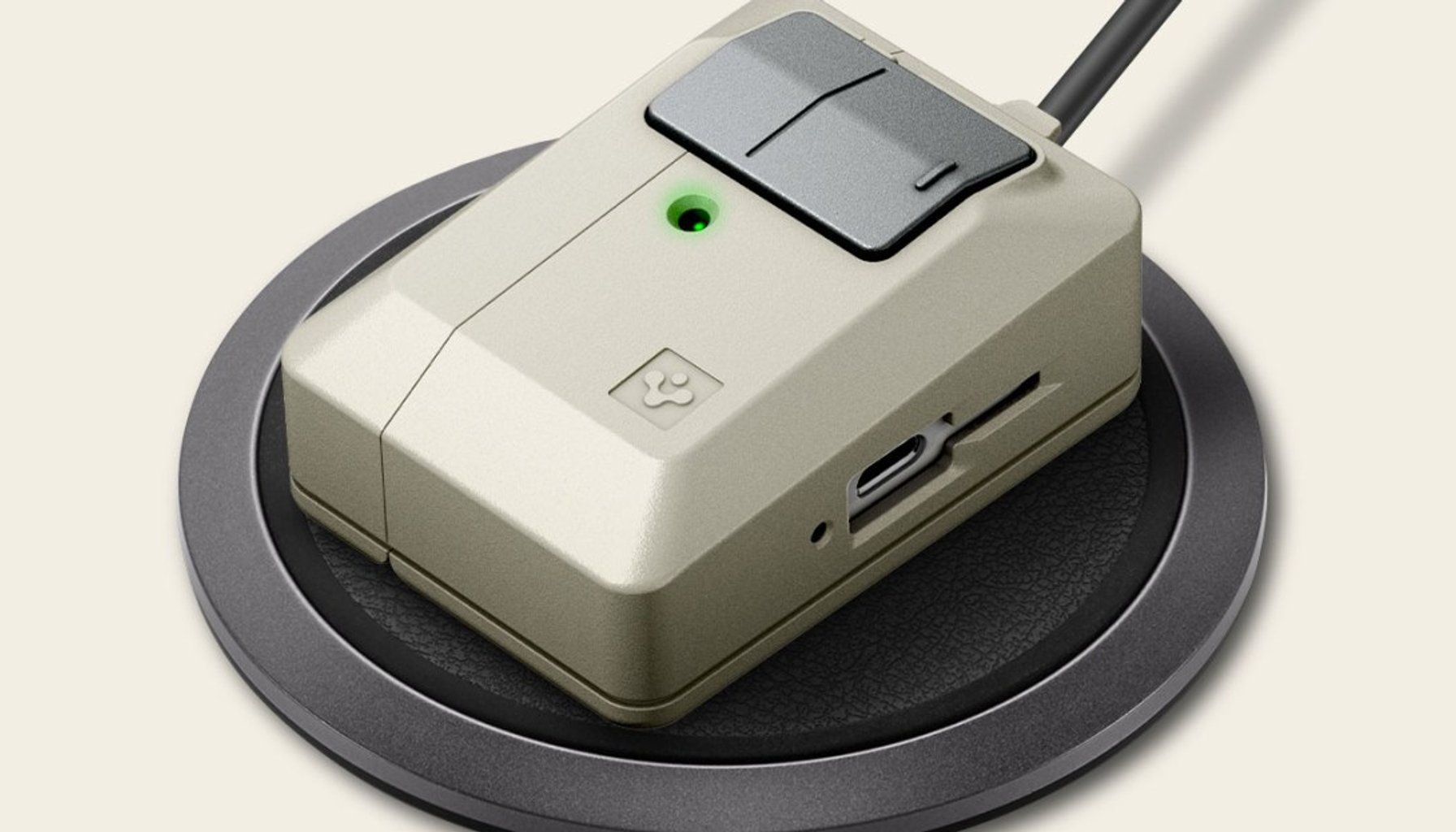 The classic Apple Macintosh mouse inspired Spigen’s retro AirPods case