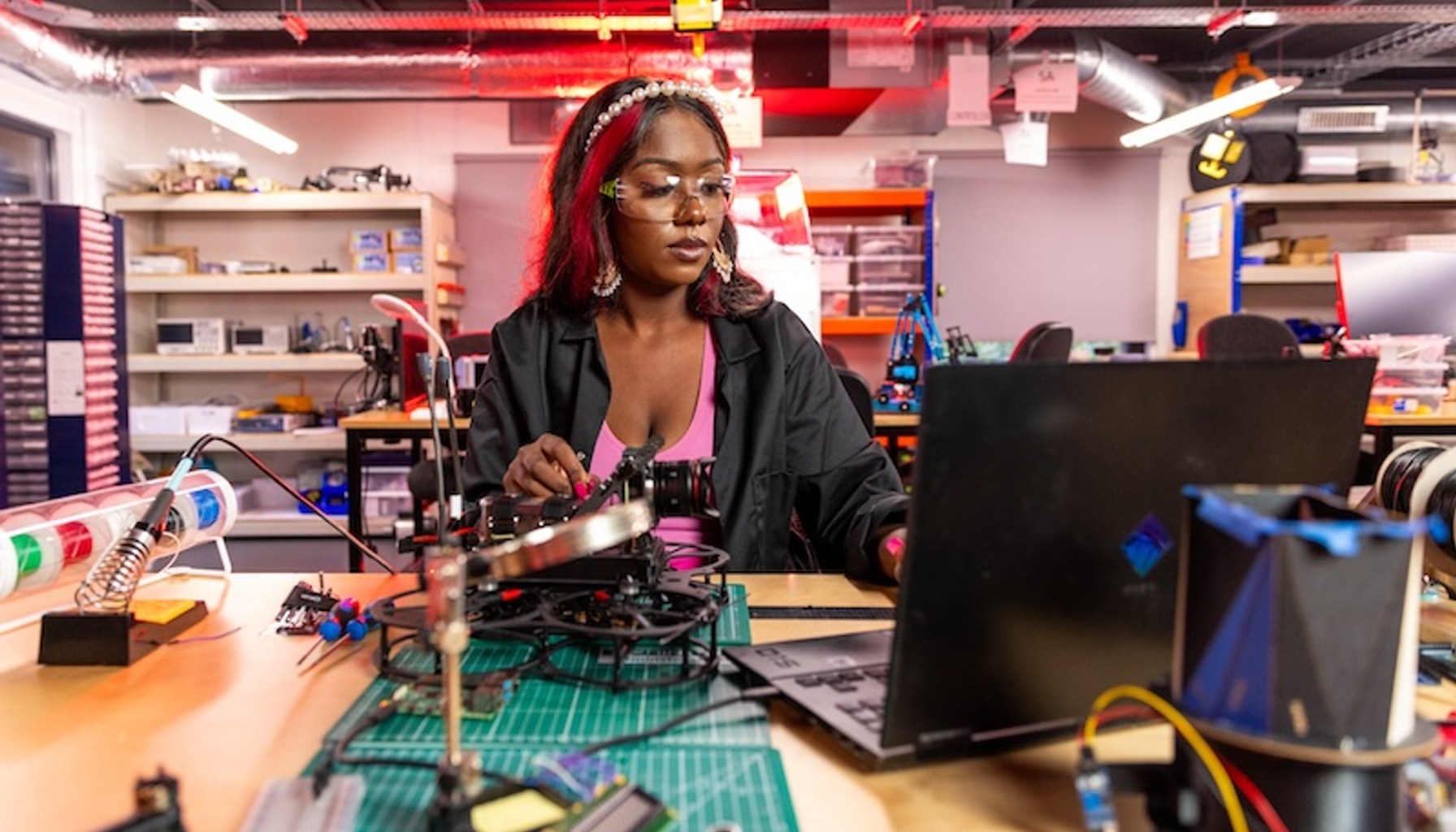 The Convergence of AI, IoT, and Robotics in Modern Manufacturing